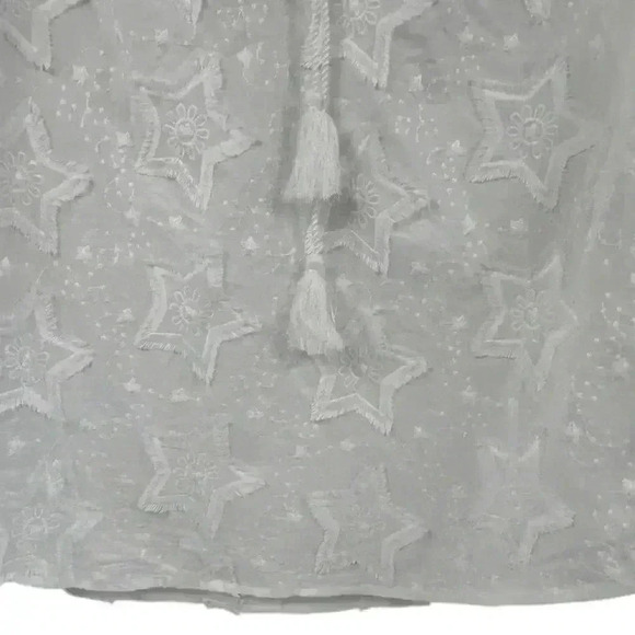 Chico's Women's White Embroidered Star Peasant Blouse Size 0.5 US Size 6 - Picture 4 of 14